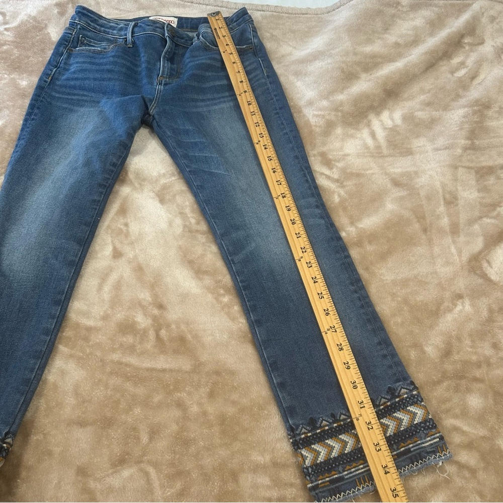 Driftwood Colette womens Jeans sz 28/6 Boho Embroidered Cuff Stretch Denim Ankle - Picture 7 of 13